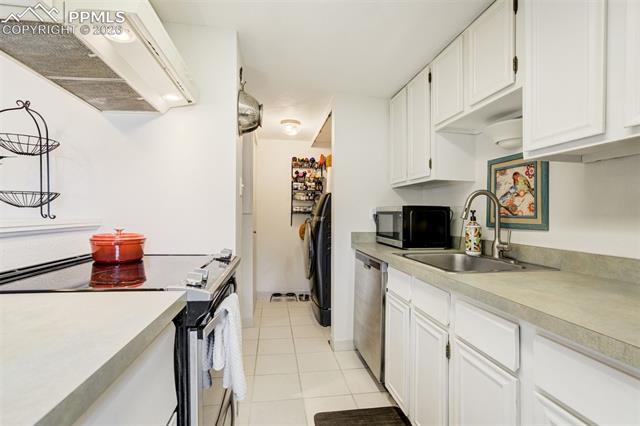 MLS Image for 1098  Fontmore  B ,Colorado Springs, Colorado