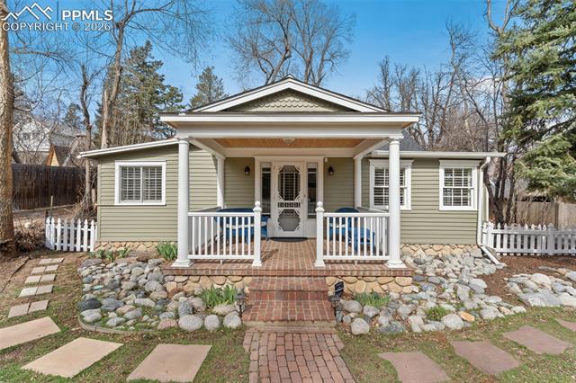 1532 W Cheyenne  , colorado springs&nbsp; House Search MLS Picture