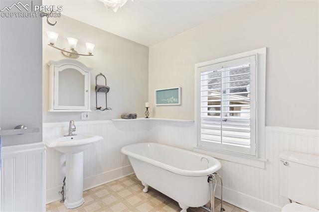MLS Image for 1532 W Cheyenne  ,Colorado Springs, Colorado