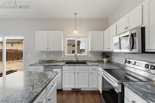 MLS Image for 7935  Superior Hill  ,Colorado Springs, Colorado