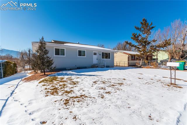 926  Hutchinson  , colorado springs  House Search MLS Picture