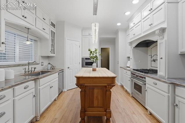 MLS Image for 20305  True Vista  ,Monument, Colorado