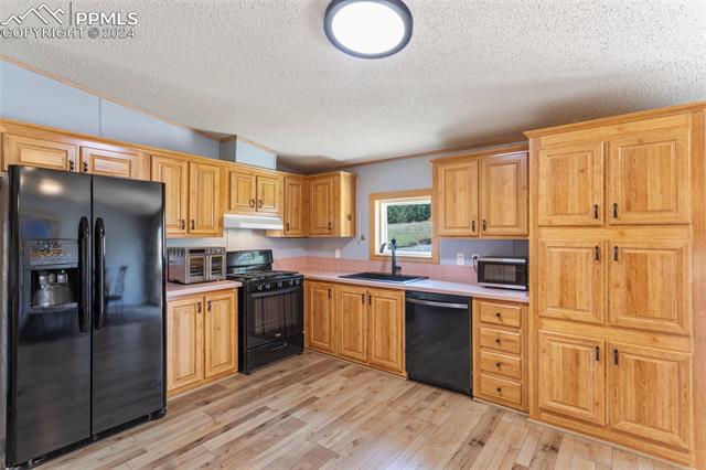 MLS Image for 154  Hummingbird  ,Florissant, Colorado