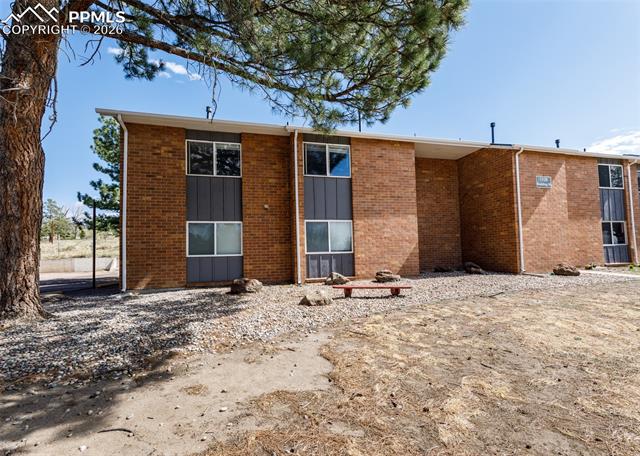 1708  Sawyer  277 , colorado springs&nbsp; House Search MLS Picture