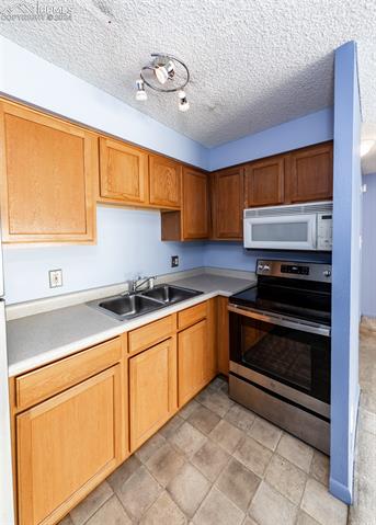 MLS Image for 411  Lakewood  B809 ,Colorado Springs, Colorado