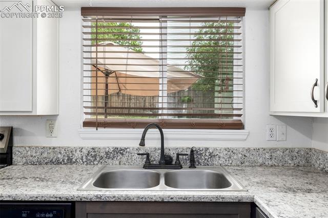 MLS Image for 7331  Metropolitan  ,Colorado Springs, Colorado