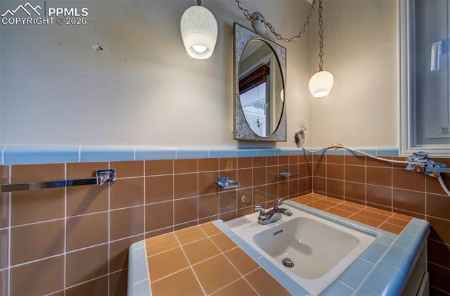 MLS Image for 130  Cresta  ,Colorado Springs, Colorado