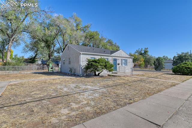 MLS Image for 516 E Cheyenne  ,Colorado Springs, Colorado