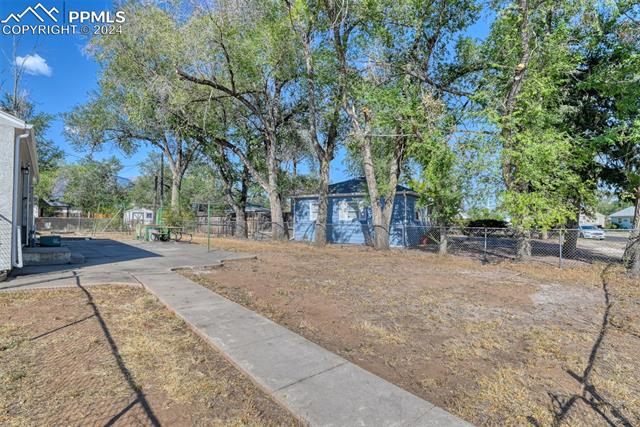 MLS Image for 516 E Cheyenne  ,Colorado Springs, Colorado