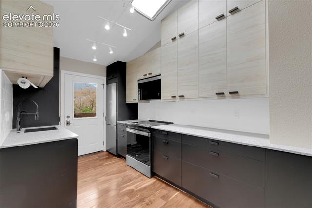 MLS Image for 329  El Paso  C ,Manitou Springs, Colorado