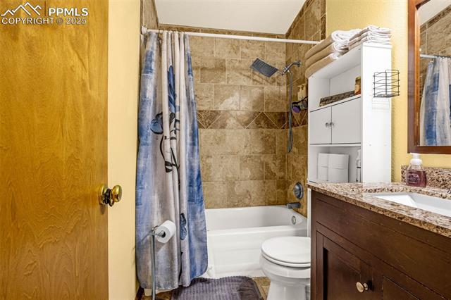 MLS Image for 1189 W Meadowmoor  ,Pueblo, Colorado