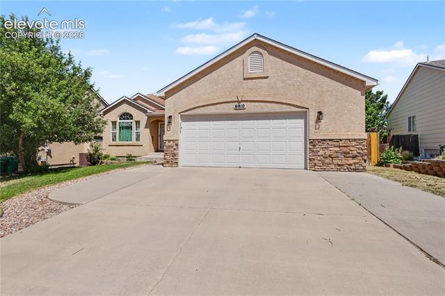 6910  Ketchum  , colorado springs&nbsp; House Search MLS Picture
