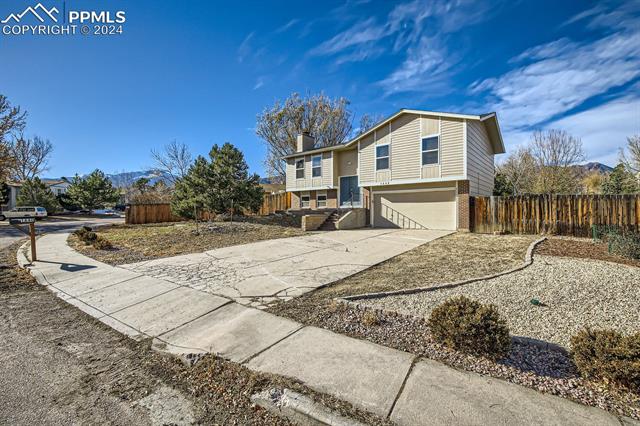 MLS Image for 1640  Eyrie  ,Colorado Springs, Colorado