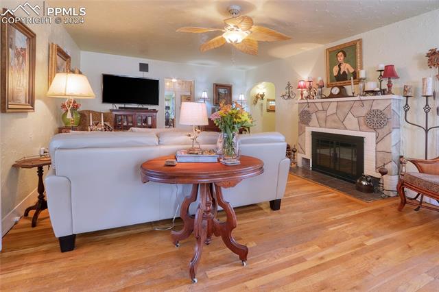 MLS Image for 314 W Cheyenne  ,Colorado Springs, Colorado