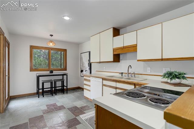 MLS Image for 14810  Herring  ,Colorado Springs, Colorado