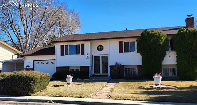 MLS Image for 1555  Luna Vista  ,Colorado Springs, Colorado