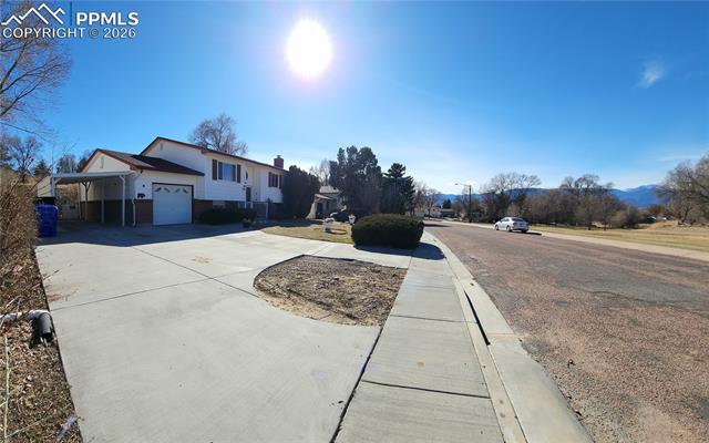 MLS Image for 1555  Luna Vista  ,Colorado Springs, Colorado