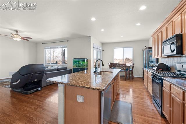 MLS Image for 6138  Cumbre Vista  ,Colorado Springs, Colorado