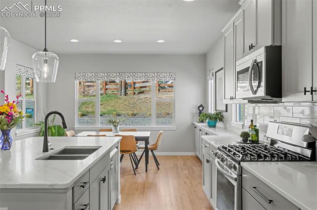 MLS Image for 16439  Golden Sun  ,Monument, Colorado