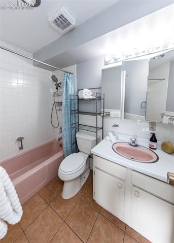 MLS Image for 411  Lakewood  C404 ,Colorado Springs, Colorado