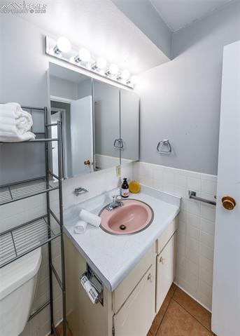 MLS Image for 411  Lakewood  C404 ,Colorado Springs, Colorado