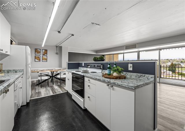 MLS Image for 411  Lakewood  C404 ,Colorado Springs, Colorado