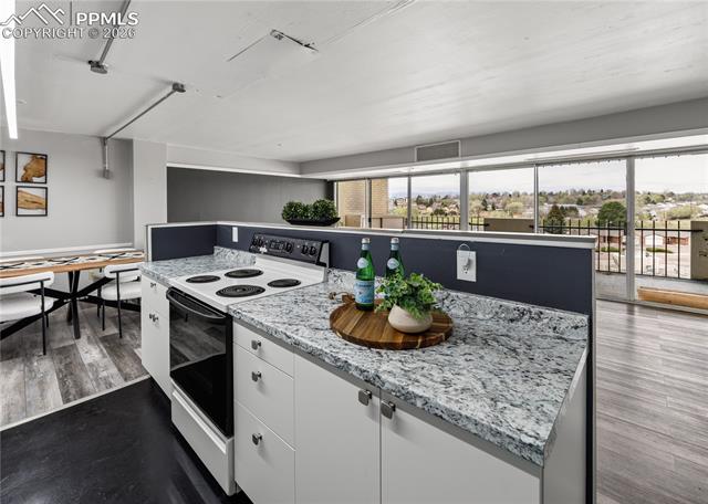 MLS Image for 411  Lakewood  C404 ,Colorado Springs, Colorado