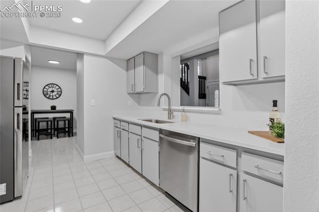 MLS Image for 6060  Mach-1  ,Colorado Springs, Colorado