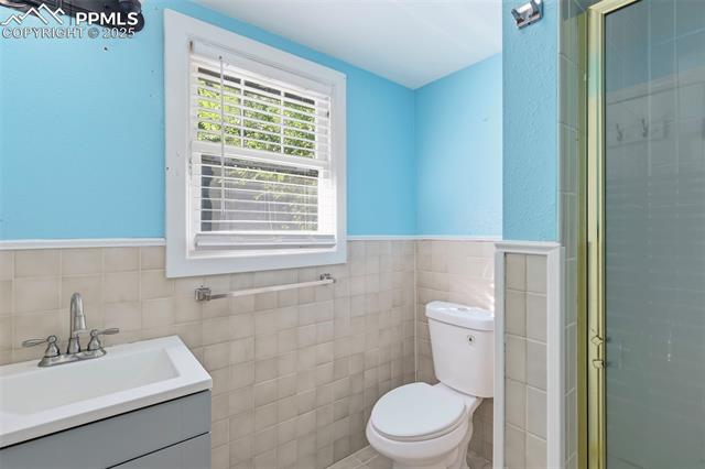 MLS Image for 2002  Oak  ,Colorado Springs, Colorado