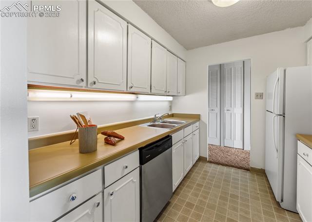 MLS Image for 411  Lakewood  C904 ,Colorado Springs, Colorado
