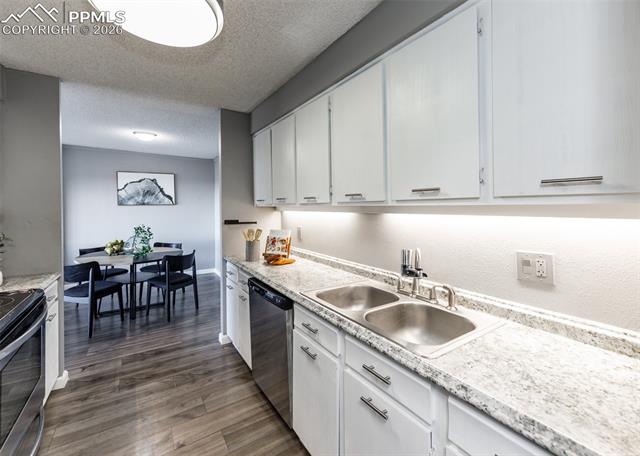 MLS Image for 411  Lakewood  B913 ,Colorado Springs, Colorado