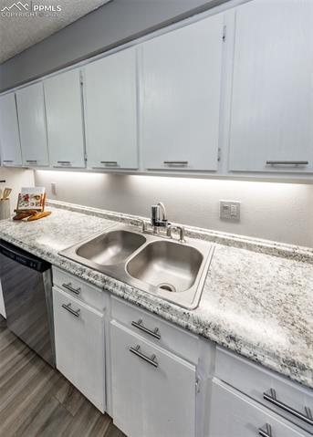 MLS Image for 411  Lakewood  B913 ,Colorado Springs, Colorado