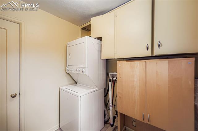 MLS Image for 2111 E Cache La Poudre  ,Colorado Springs, Colorado