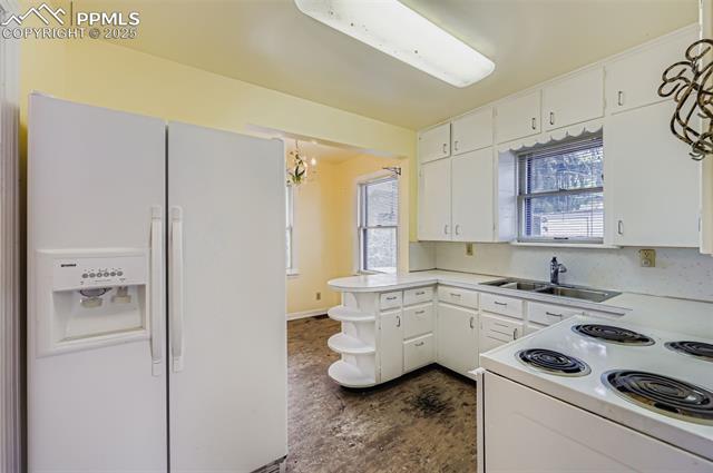 MLS Image for 2111 E Cache La Poudre  ,Colorado Springs, Colorado