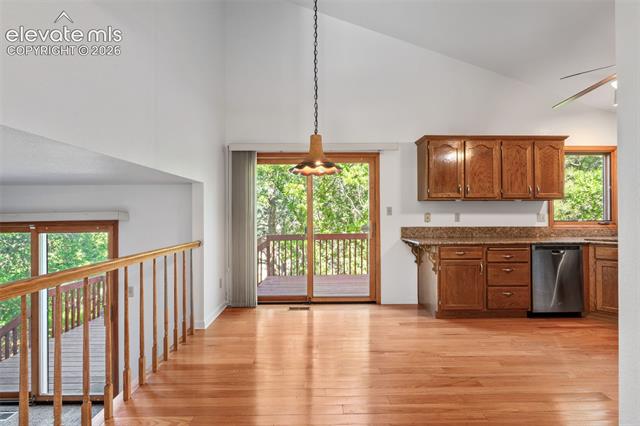 MLS Image for 5142  Broadmoor Bluffs  ,Colorado Springs, Colorado