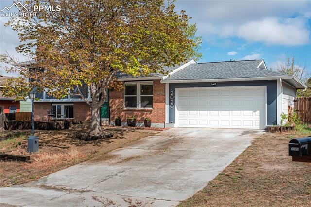 2020  Rusty Hinge  , colorado springs&nbsp; House Search MLS Picture