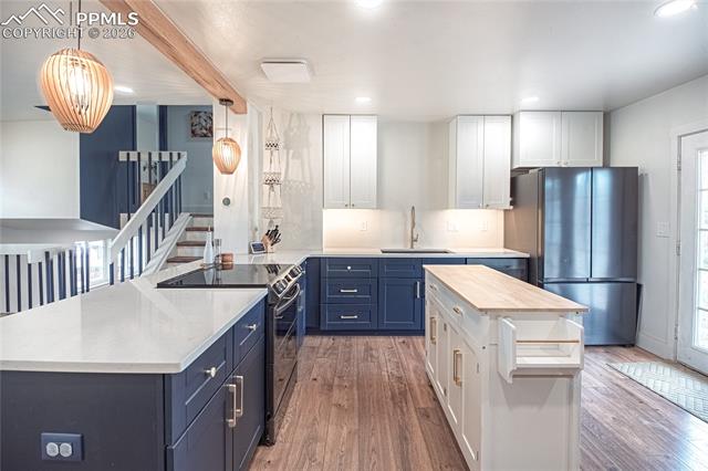 MLS Image for 2020  Rusty Hinge  ,Colorado Springs, Colorado