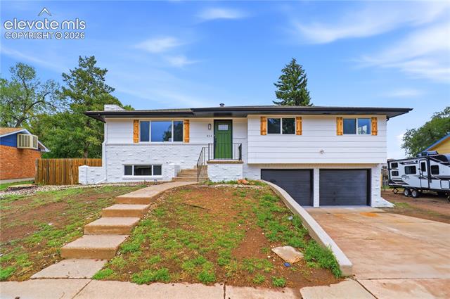 814  Dirksland  , colorado springs&nbsp; House Search MLS Picture