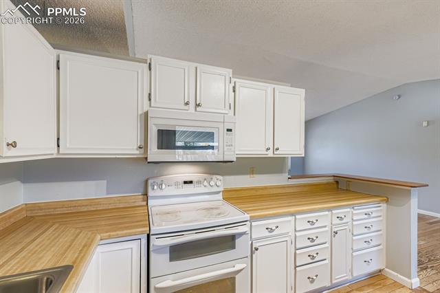 MLS Image for 6040  Eagles Nest  ,Colorado Springs, Colorado