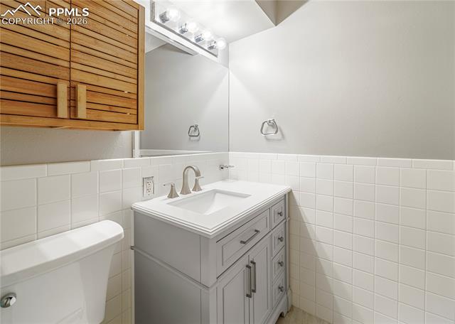 MLS Image for 411  Lakewood  B529 ,Colorado Springs, Colorado