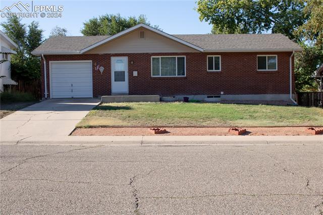 41  Drake  , pueblo  House Search MLS Picture