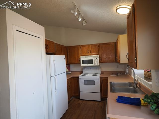 MLS Image for 1305  Suncrest  ,Colorado Springs, Colorado