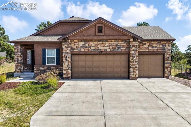 19793  Lindenmere  , monument&nbsp; House Search MLS Picture