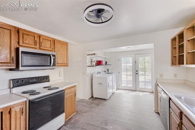 MLS Image for 2711 E Monument  ,Colorado Springs, Colorado