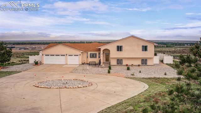 7814  DONNER PASS  , fountain  House Search MLS Picture