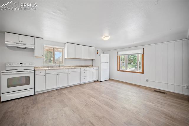 MLS Image for 2920  Cheyenne  ,Pueblo, Colorado