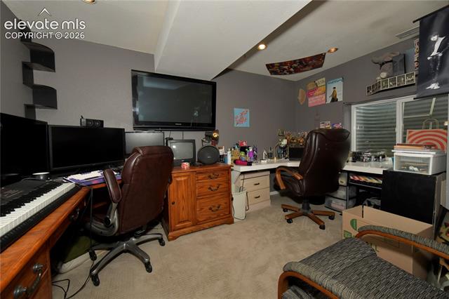 MLS Image for 4885  Hunters Run  ,Colorado Springs, Colorado