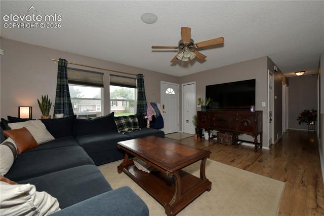 MLS Image for 4885  Hunters Run  ,Colorado Springs, Colorado