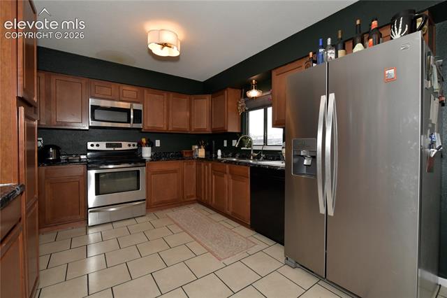 MLS Image for 4885  Hunters Run  ,Colorado Springs, Colorado