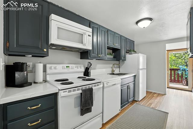MLS Image for 529  Canon  ,Manitou Springs, Colorado